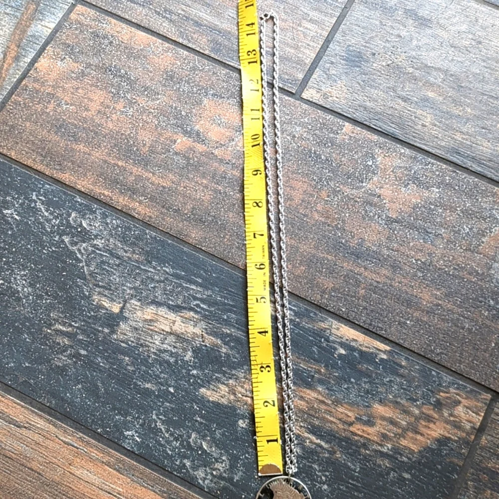 VTG 60s Silver Liberty Dollar Necklace, Pendant Custom Cut Out Head Authentic - Picture 6 of 6